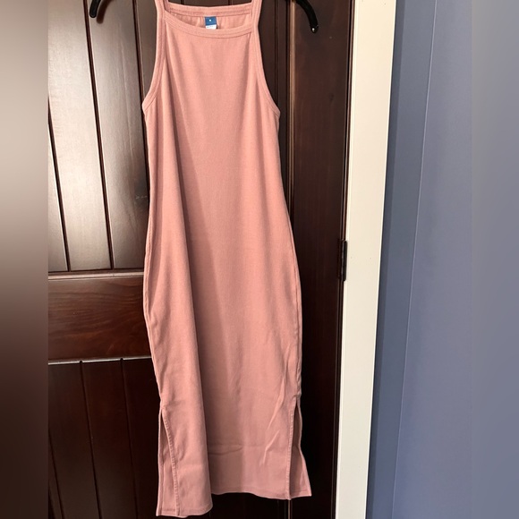 Old Navy Dresses & Skirts - Old Navy Ribbed Maxi Dress Medium